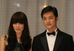 娱乐圈爆料5件事情,揭秘明星幕后故事